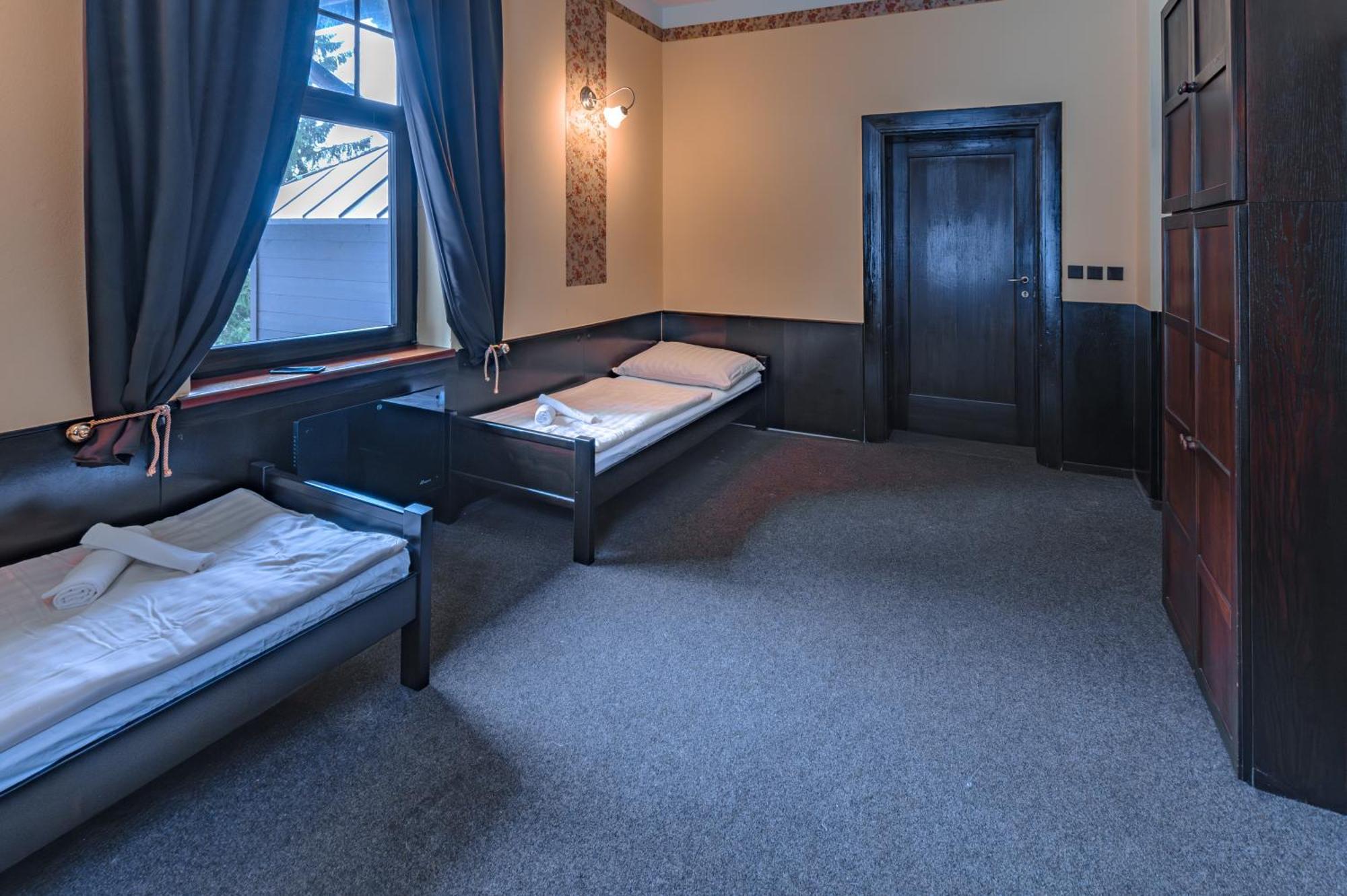 Hotel Lovecky Zamecek Orion Liberec Exterior foto